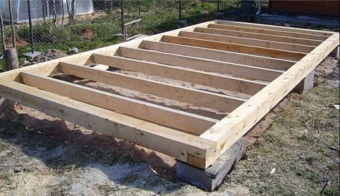 Как построить зимний курятник на 50 кур