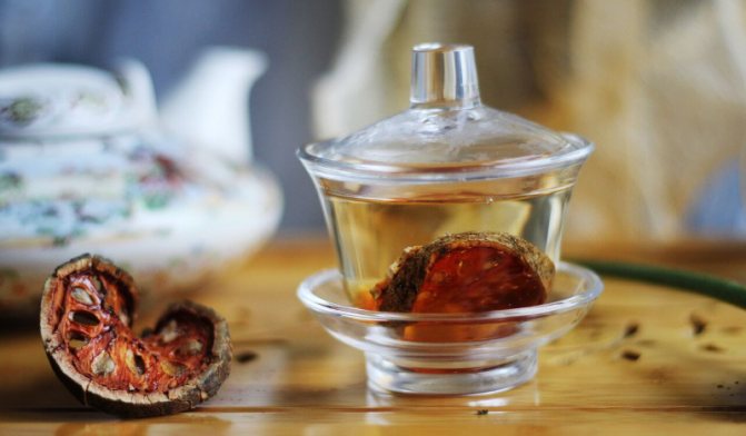 Заваренный тайский чай